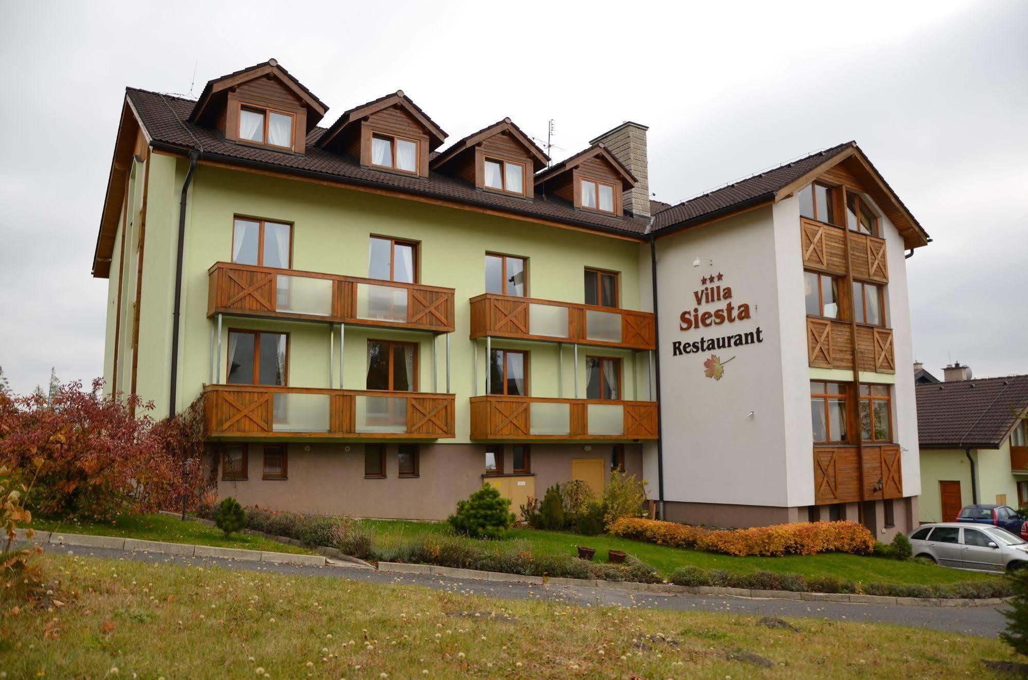 Hotel Villa Siesta Vysoke Tatry Luaran gambar
