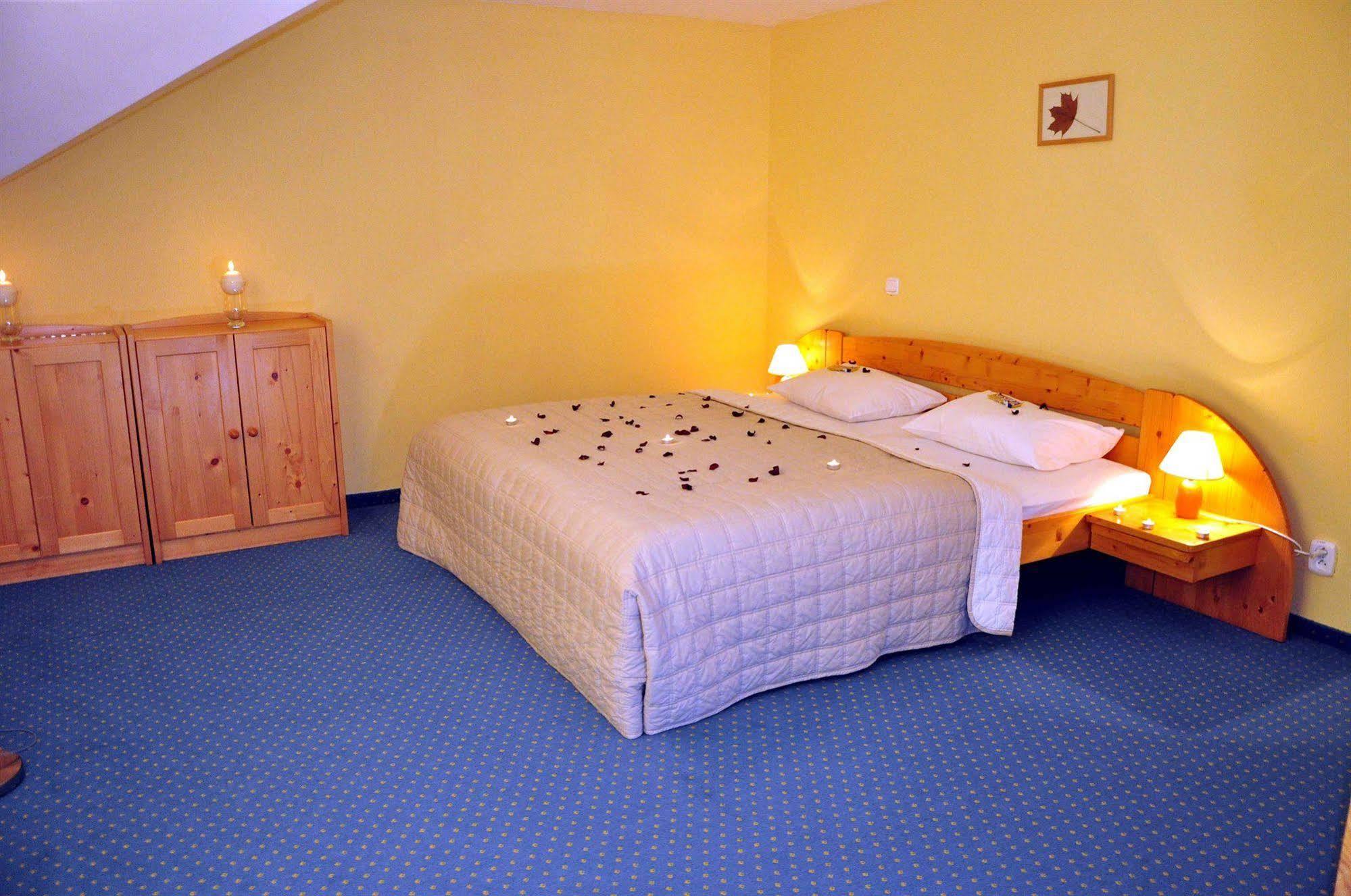 Hotel Villa Siesta Vysoke Tatry Luaran gambar